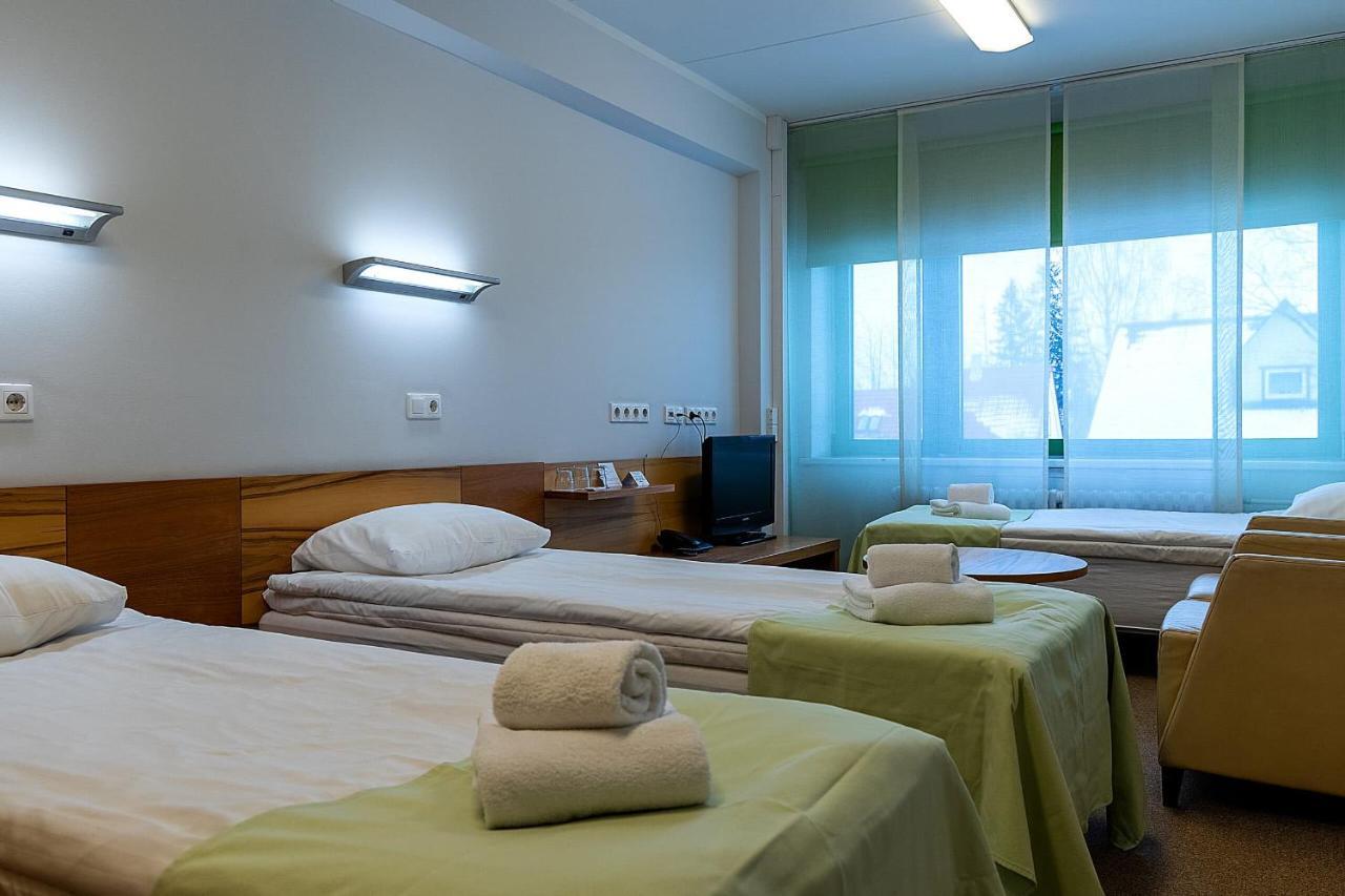 Tartu Rakendusliku Kolledzi Hotell Exterior foto