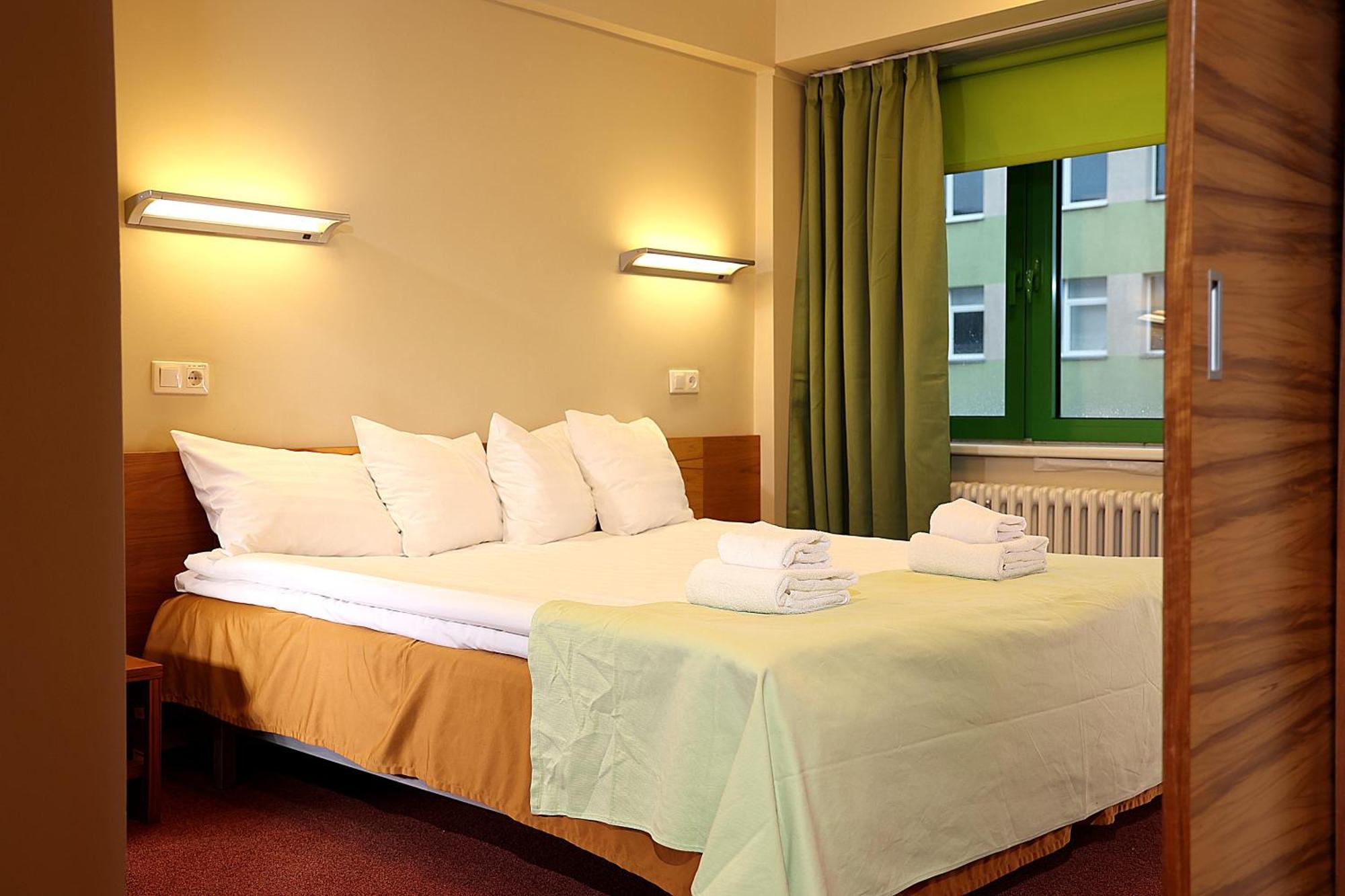 Tartu Rakendusliku Kolledzi Hotell Exterior foto