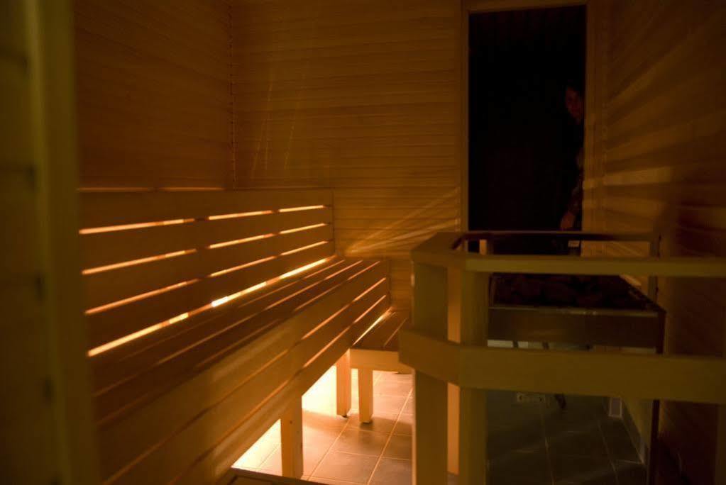 Tartu Rakendusliku Kolledzi Hotell Exterior foto