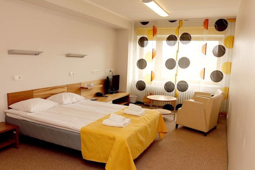 Tartu Rakendusliku Kolledzi Hotell Exterior foto